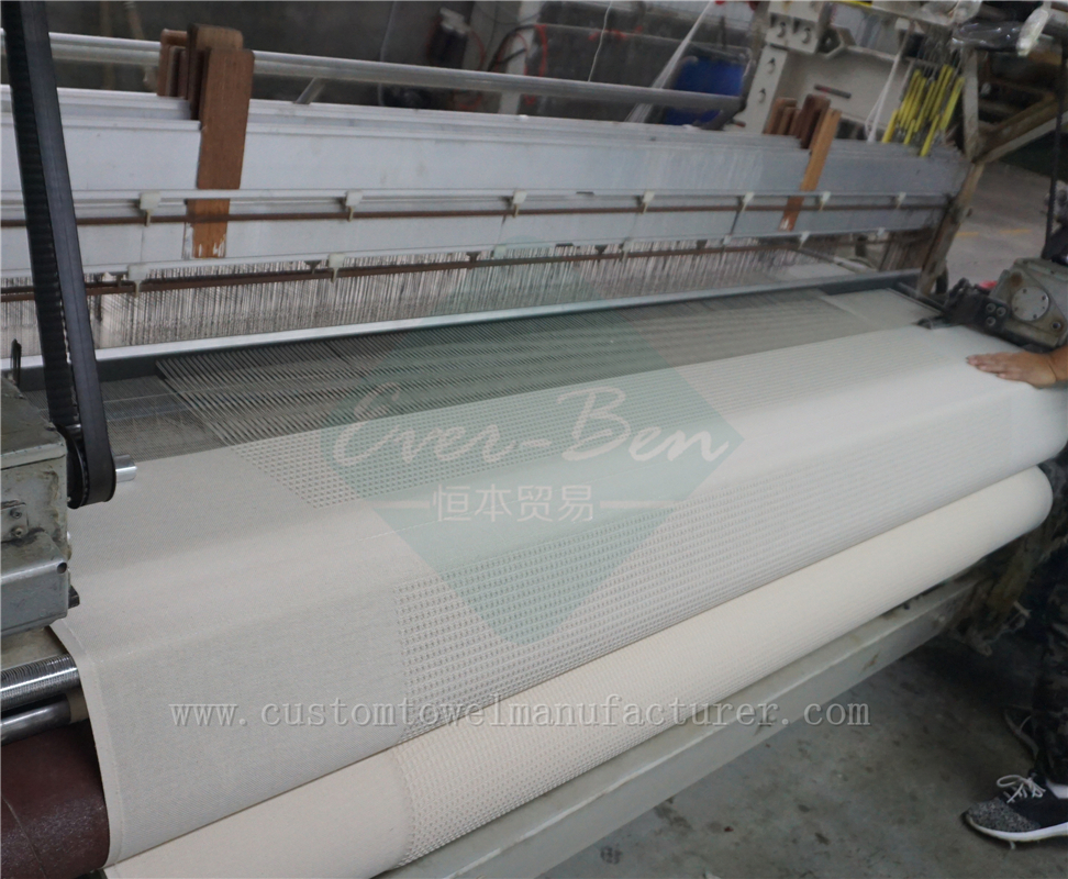 China Bulk Custom Cotton Waffle Towels Producer Custom Grey Clean Towels Gifs Manufacturer